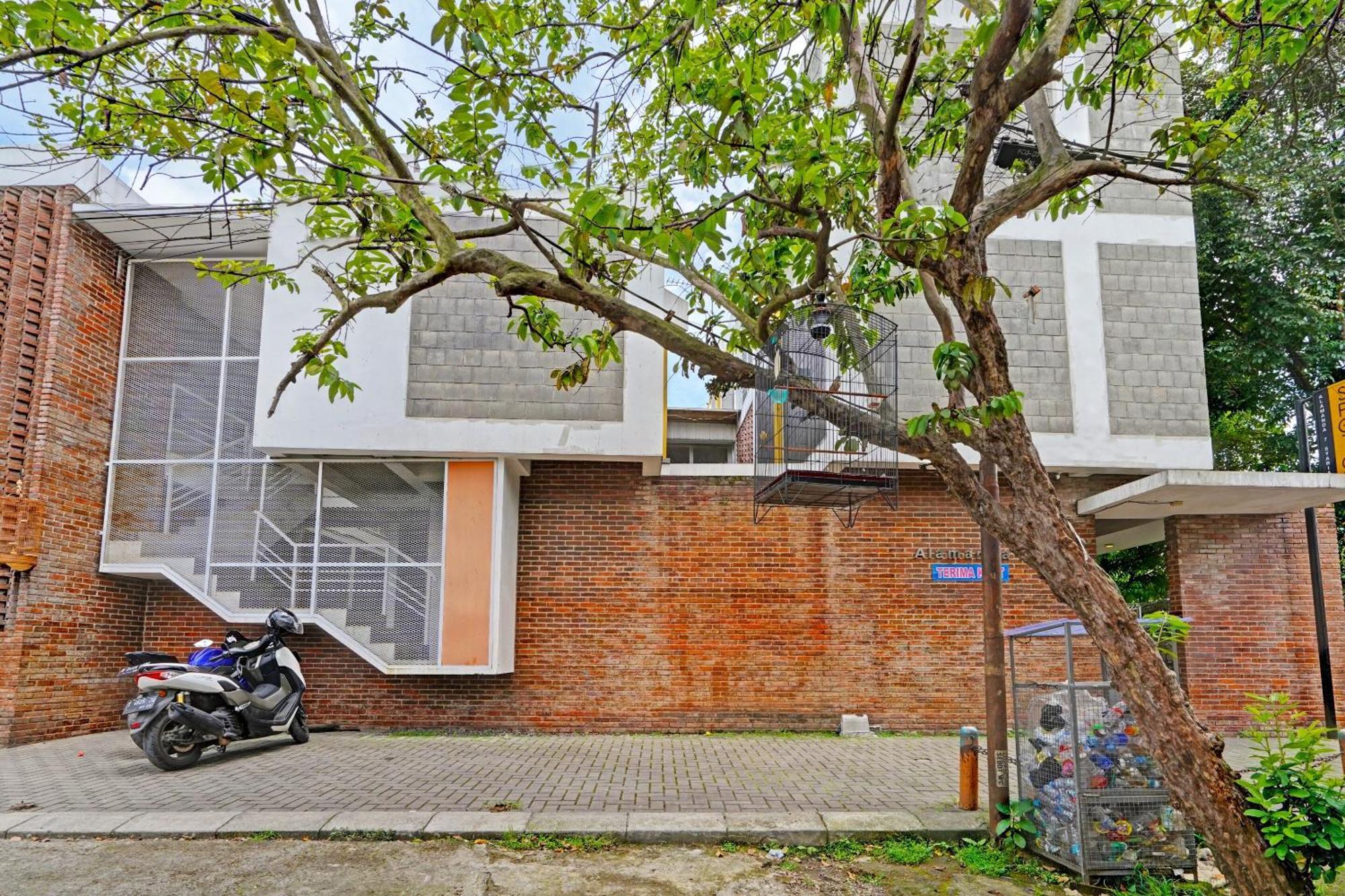 Super Oyo 2190 Alamanda 7 Syariah Bandung Exteriér fotografie